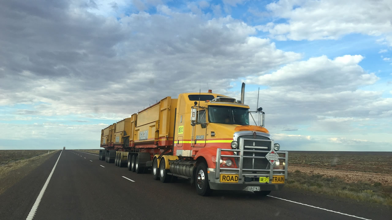 Why Our Form 2290 E-filing Service Provider is a Must-Have for Truckers